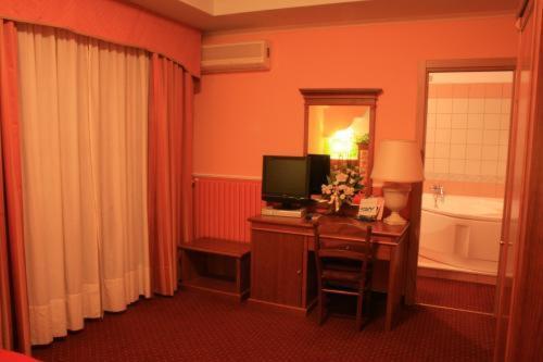 Teggiano Marchesina Resort Srls חדר תמונה
